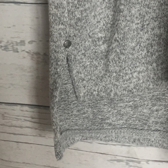 Calvin Klein Sweater ‼️final markdown‼️ - Picture 5 of 6